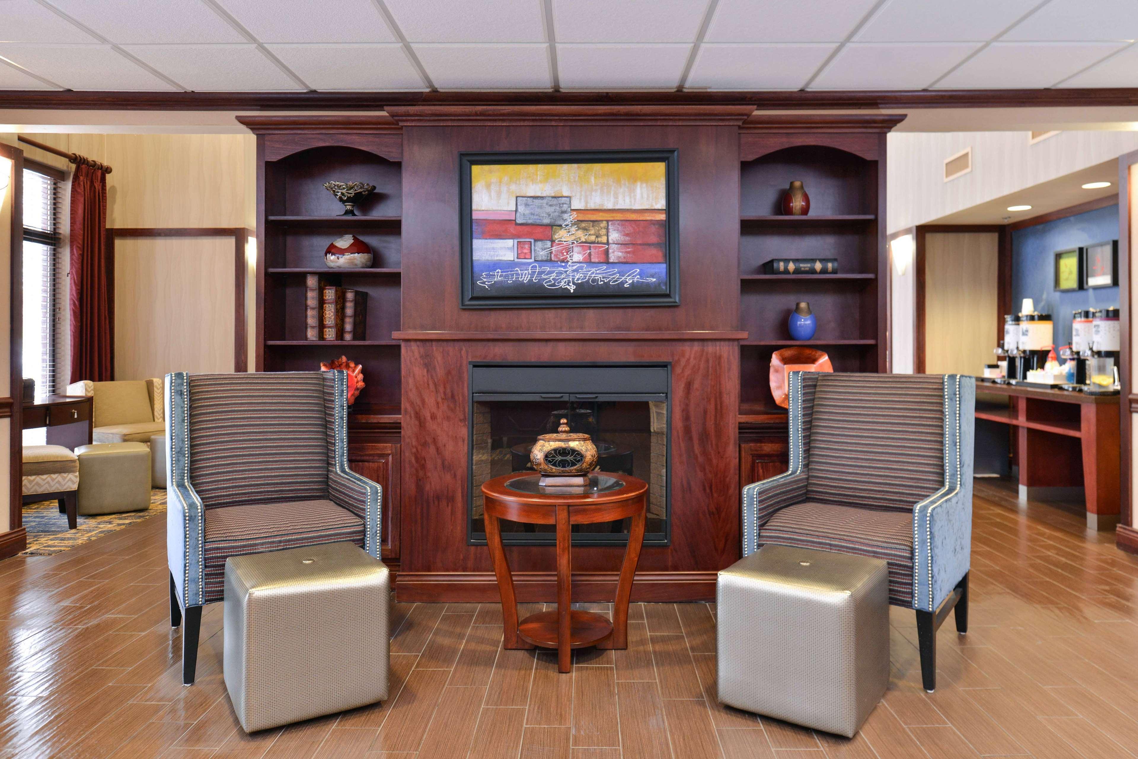 Hampton Inn & Suites Muncie Ngoại thất bức ảnh
