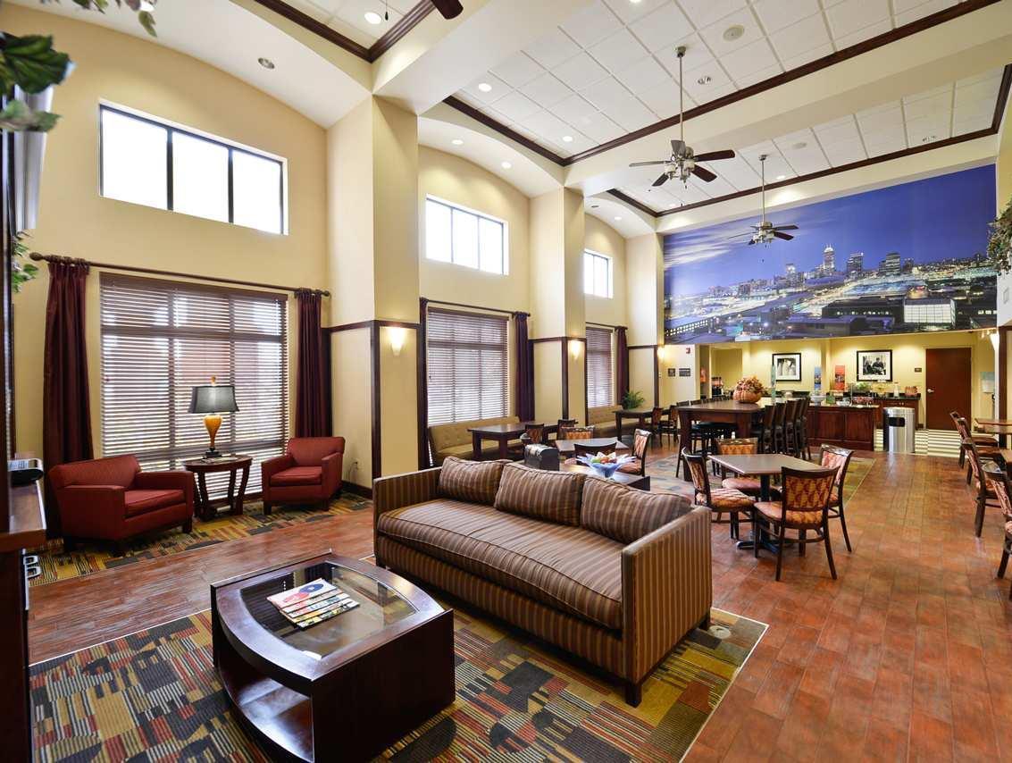 Hampton Inn & Suites Muncie Ngoại thất bức ảnh
