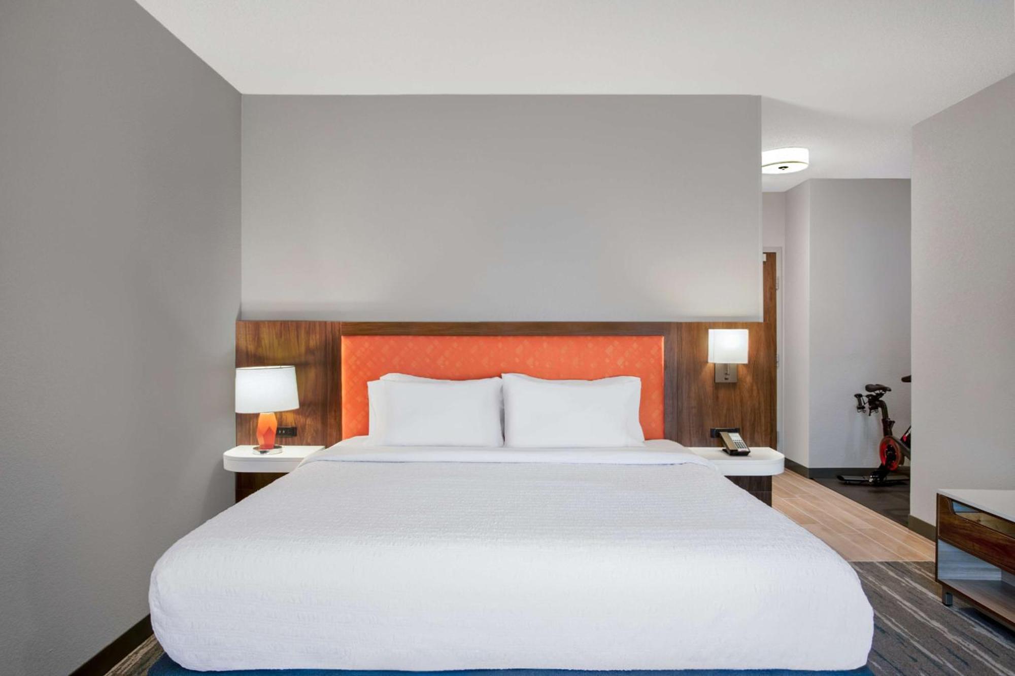 Hampton Inn & Suites Muncie Ngoại thất bức ảnh