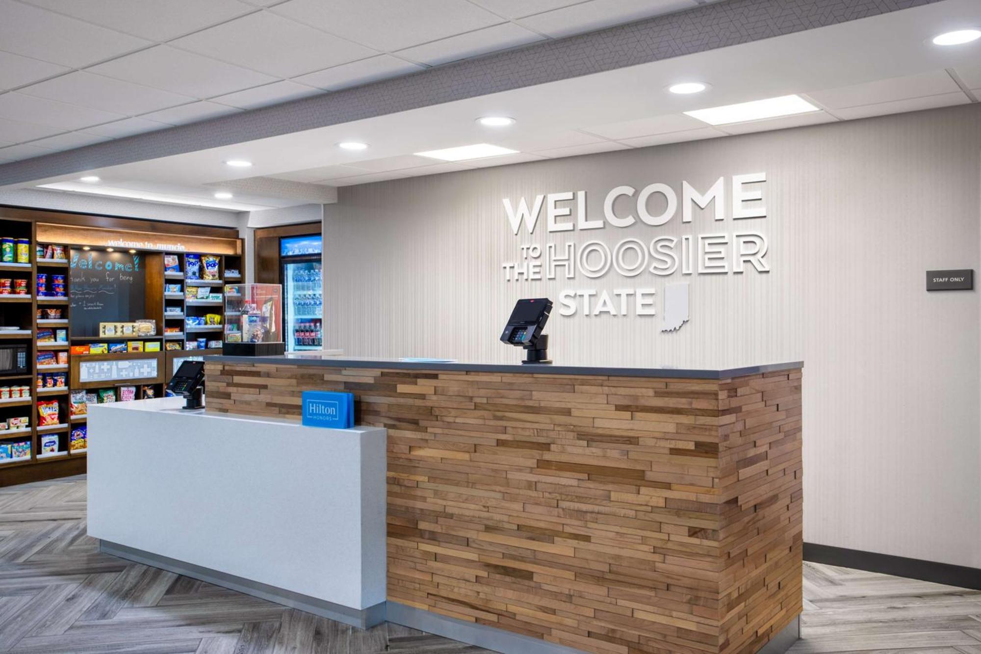 Hampton Inn & Suites Muncie Ngoại thất bức ảnh